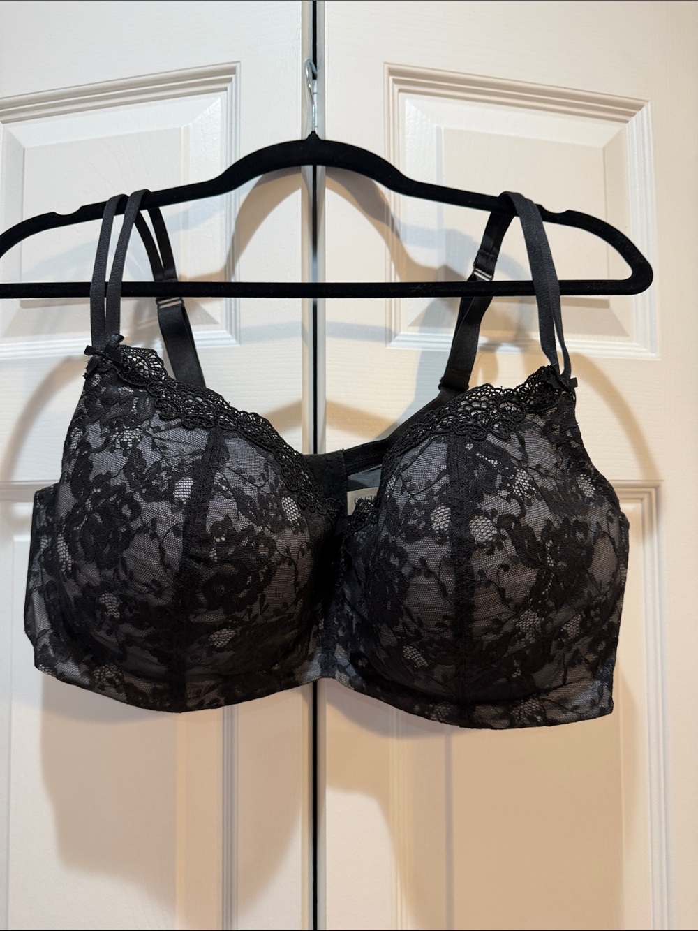 Cacique Black Lace Full Coverage Women's Bra - Balconette Sz 44D